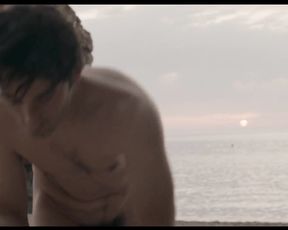 Beach of Two Exhibitionists - Romantic Erotica