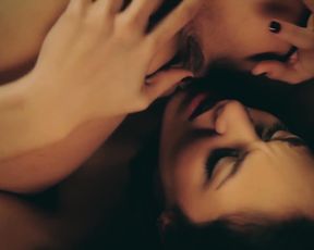 Les Oysters - Lesbian Art Sex