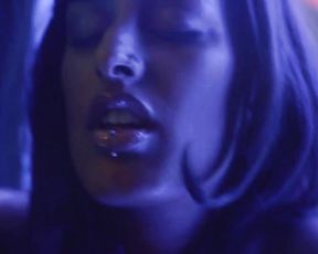 Strip Look - Double Masturbation