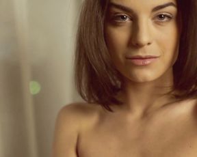 Nude Art - Viktoria Topless