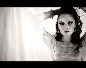 Nude Art Video - Vintage Girl