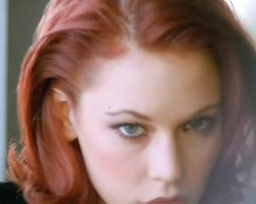 Girlfriends -Justine and Hannah - Lesbian Film - Andrew Blake (2001)