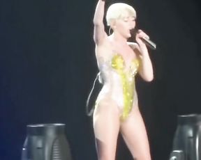 Miley Cyrus (my second Softcore Vídeo Compilation from Her)