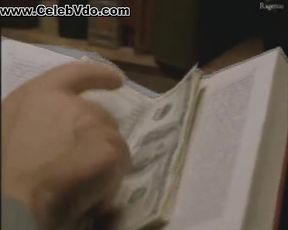 Hollywood actress steaming glamour scene