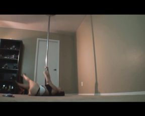 Big Culo White Woman (LARGE BOOTIE MILKY DOLL) Erotic Unclothe Tease