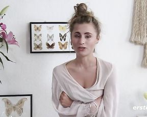 four Mind-Deepthroating Stunners Take Part in a Spurting Workshop