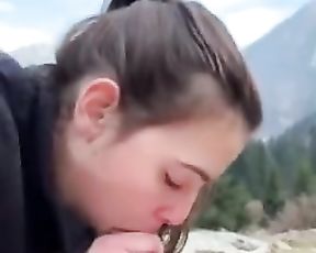 Когда научилась делать минет.