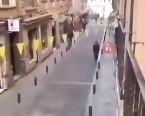 Io Sto a Casa 'pompino Sul Balcono' Con La Mia Raga