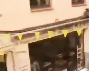 Io Sto a Casa 'pompino Sul Balcono' Con La Mia Raga