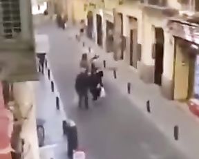 Io Sto a Casa 'pompino Sul Balcono' Con La Mia Raga