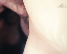 MINA STARK Entertained while Coronavirus Stay - Close Up Hump Flick