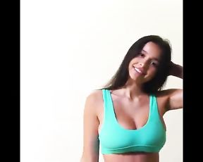 Sophie Mudd Snapchat Movies & Instagram Stories