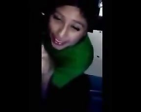 Inexperienced Tells Sex Intercourse-Positive Stories while Gargling a Stiffy