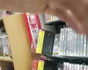 Dickflash and Pop-Shot in Adult Shop