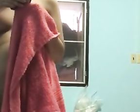 Secret Thai Couple Pinch