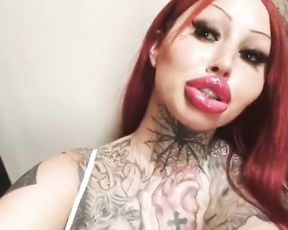 Mary M Yam-Sized Bimbo Lips Insta Clamps