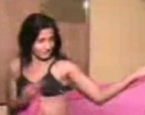 Pakistani Doll Nude Bottomless Mujra Dance during Paki Porn Clip