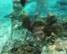 Tahitian Ladies Swimming Underwater (erotic)