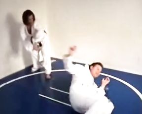 Martial Arts self Defense with Feet