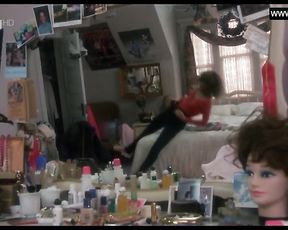 Marisa Tomei - Teen Gal in Lingerie + Sans Hooter-Sling Sex Vignette - Untamed Heart