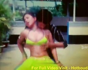 Bengali bare tub - indian erotic