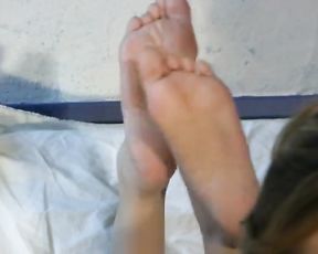 Jiggly and Soft Feet