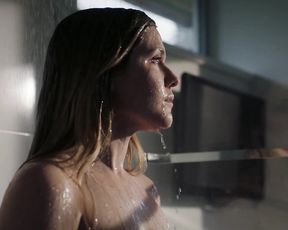 Naked scene Harriet Dyer nude - The InBetween s01e01 (2019) TV show nudity video