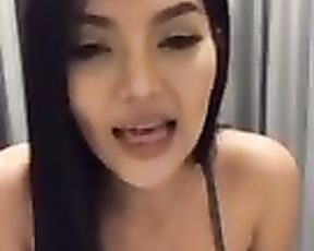 Live Facebook Net Idol Thai Jaw-Pulling Down Dance Web Web Cam Gril Teen Supah-Ultra-Cute