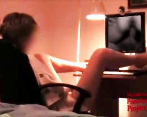 Mylinkxxx Art Project looking at us