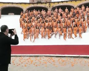 100 Brazilian Naked Ladies Gang