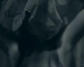 VILA | GLAMOUR ART | PAUL EBONY