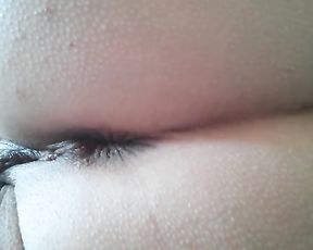 Ripresa di nascosto mentre dorme nuda