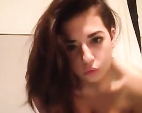 Ragazza di Varese nuda