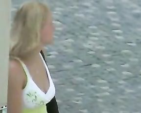 Giant delicate melons boucing in slowmo