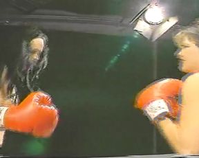 Supah-Banging-Steaming boxing ladies in the nude (PINCH)