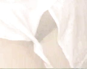 Spring breaker gets nude to win wet t-tee-t-shirt compete