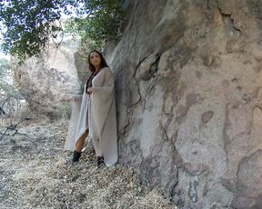 Busty Troll Girl - Sisicole - Solitude