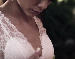 Thresome Taboo Sex - Girl Tagging (Reena Sky, Elsa Jean)