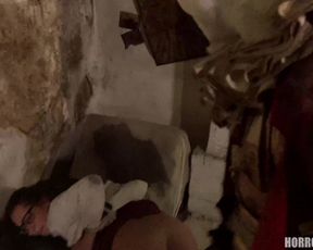 4K Adult Horror Movie - It is a Clown (3840x2160)