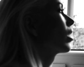 Music Strip from Fitness-Blonde