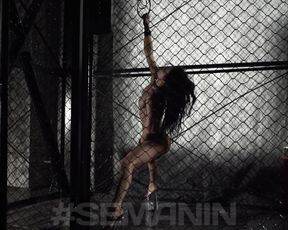 Naked on Music - Fetish Lines