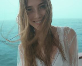 Nude Art Movie - Hallway (Best Erotic Music)