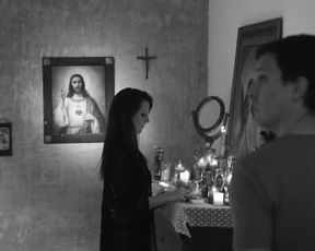 Irina Vega - El que no ama no conoce a dios - XConfessions 3