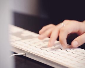 Miriam Prado - I'm Verry bad Secretary - XConfession 1