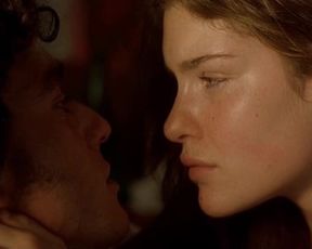 Celebs sex scene Vittoria Puccini nude - Tutto l'amore che c'è (2000)