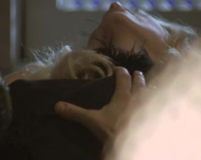 Explicit sex scene Sara Cosmi - Fallo (2003) Adult video from the movie