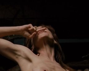 Celebs sex scene Frances O’Connor nude, Melody Smith nude – Jayne Mansfield’s Car (2012)