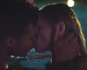 Alena Savostikova Nude - Cool Hair (2017)