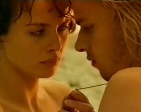 Celebs Izabella Scorupco nude, Erika Hoghede nude – Petri tarar (1995)