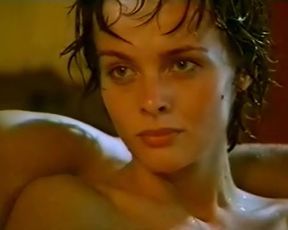 Celebs Izabella Scorupco nude, Erika Hoghede nude – Petri tarar (1995)